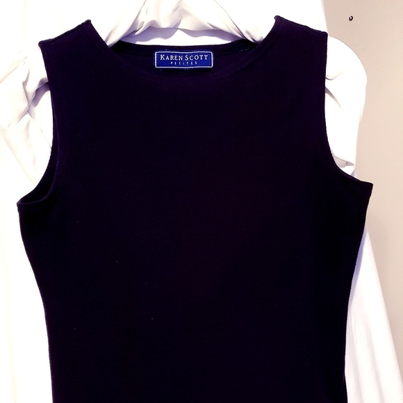 Chic Black Top - Picture 1 of 2
